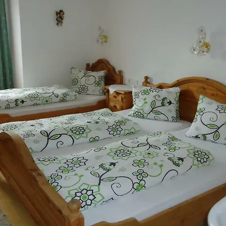 Apartment Eberharter Magdalena *